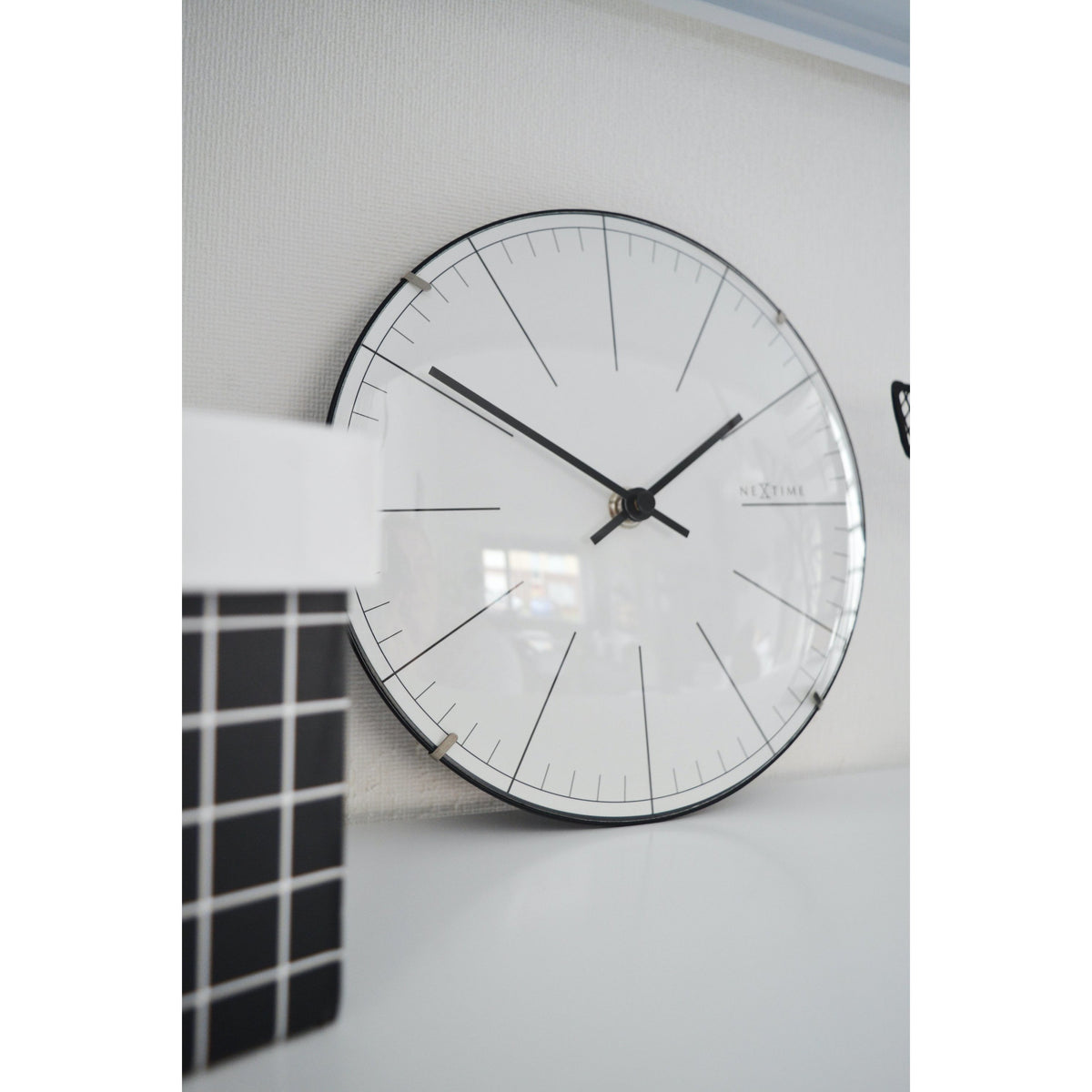 NeXtime - Wall clock/ Table clock- Ø 20 cm- Glass – Dome Shaped Glass- White – 'Big Stripe Mini Dome'