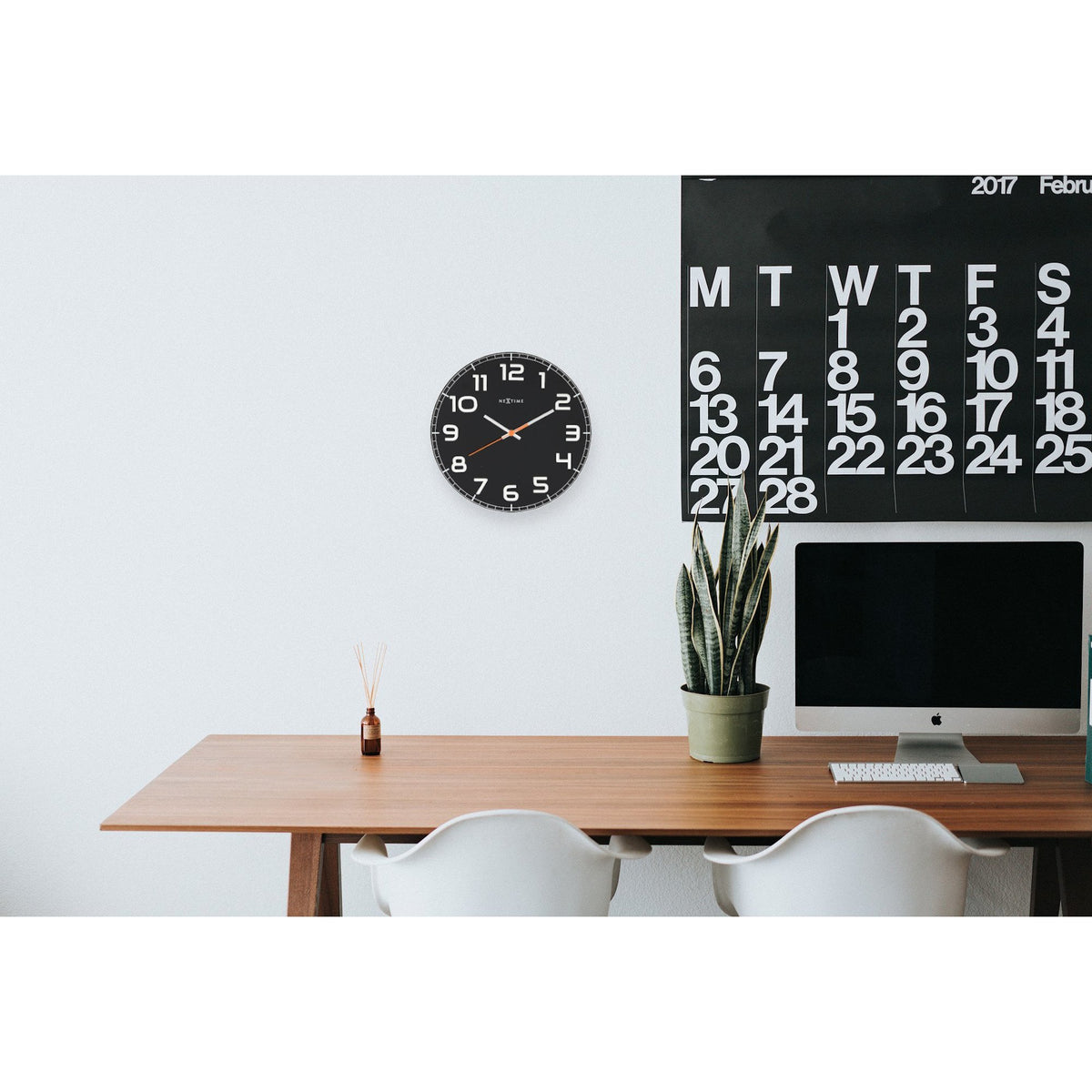 NeXtime - Wall clock – 30 x 3.5 cm - Glass - Black - 'Classy Round'